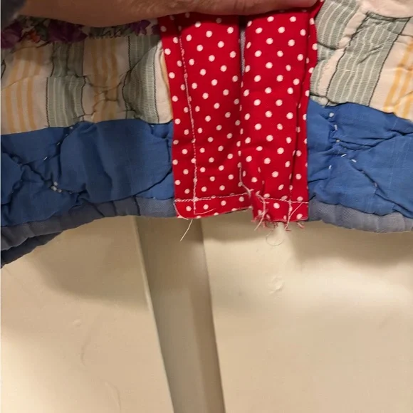 Patchwork Quilted quilt coat with Red Accents - Picture 6 of 7